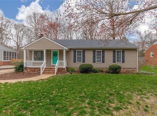 11512 Chester Station Dr, Chester, VA 23831