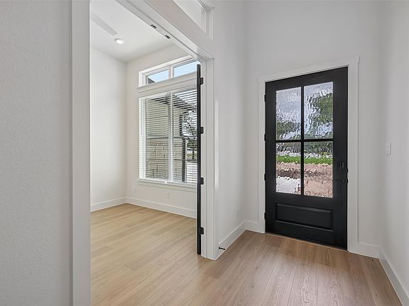 4th image of 4908 Turquesa Dr