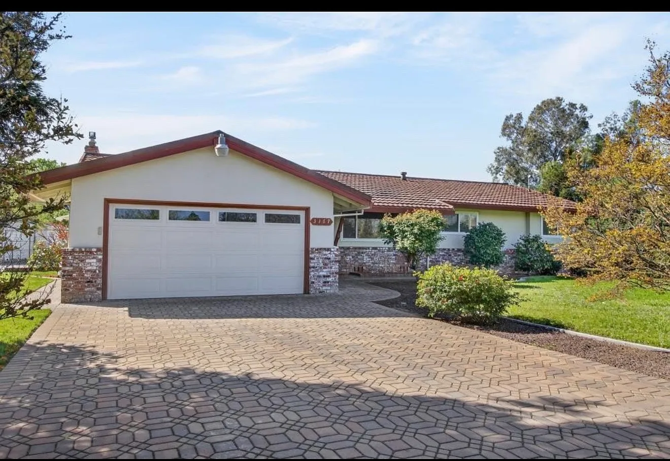 3 bed, 1751 sqft, $3,995 — Photo 4