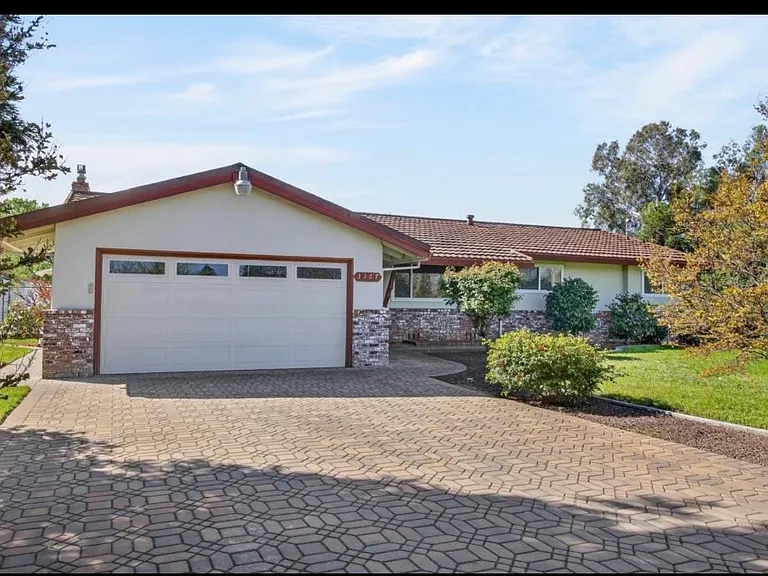3167 Baseline Rd — Photo 4