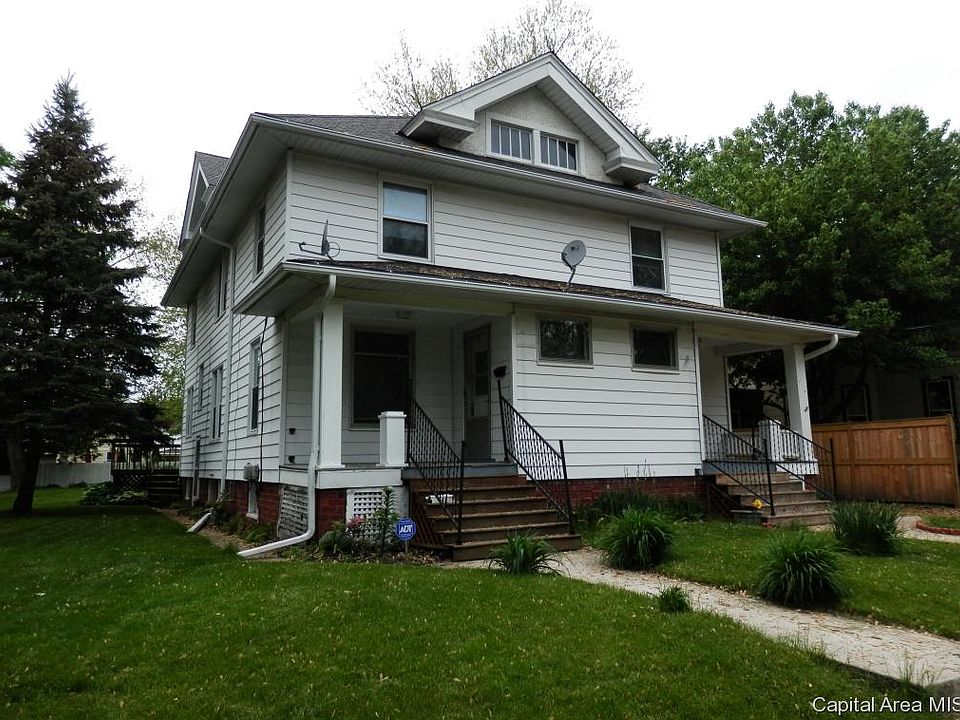 1st image of 952 N Prairie St