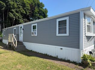 5 Sean Cir, East Wareham, MA 02538