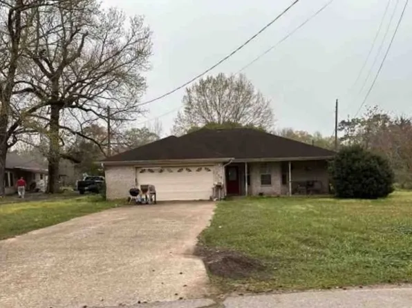 705 County Road 835, Buna, TX 77612