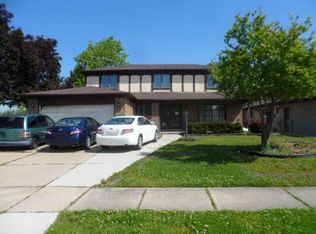 4757 Ardmore Dr, Sterling Heights, MI 48310