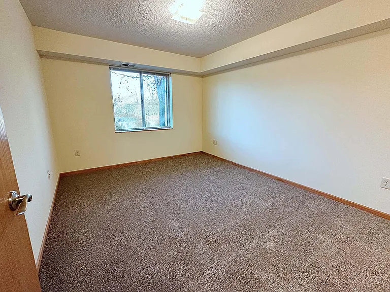 Arcade Estates West — Photo 96