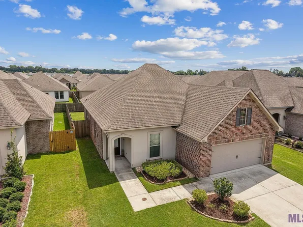 1107 Gentle Wind Dr, Baton Rouge, LA 70820