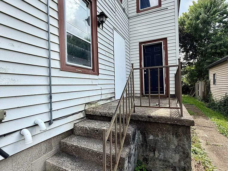 714 Berry St #1 — Photo 3