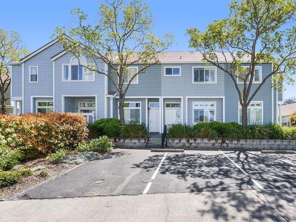 3129 Woods Cir, Davis, CA 95616