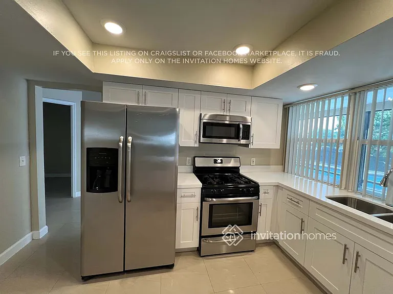 11830 NW 30th Pl — Photo 5