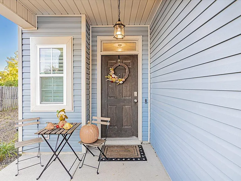 531 Brantley Cove Cir — Photo 5