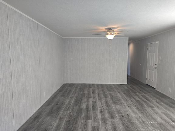 3rd image of 125 New Moon Dr #125