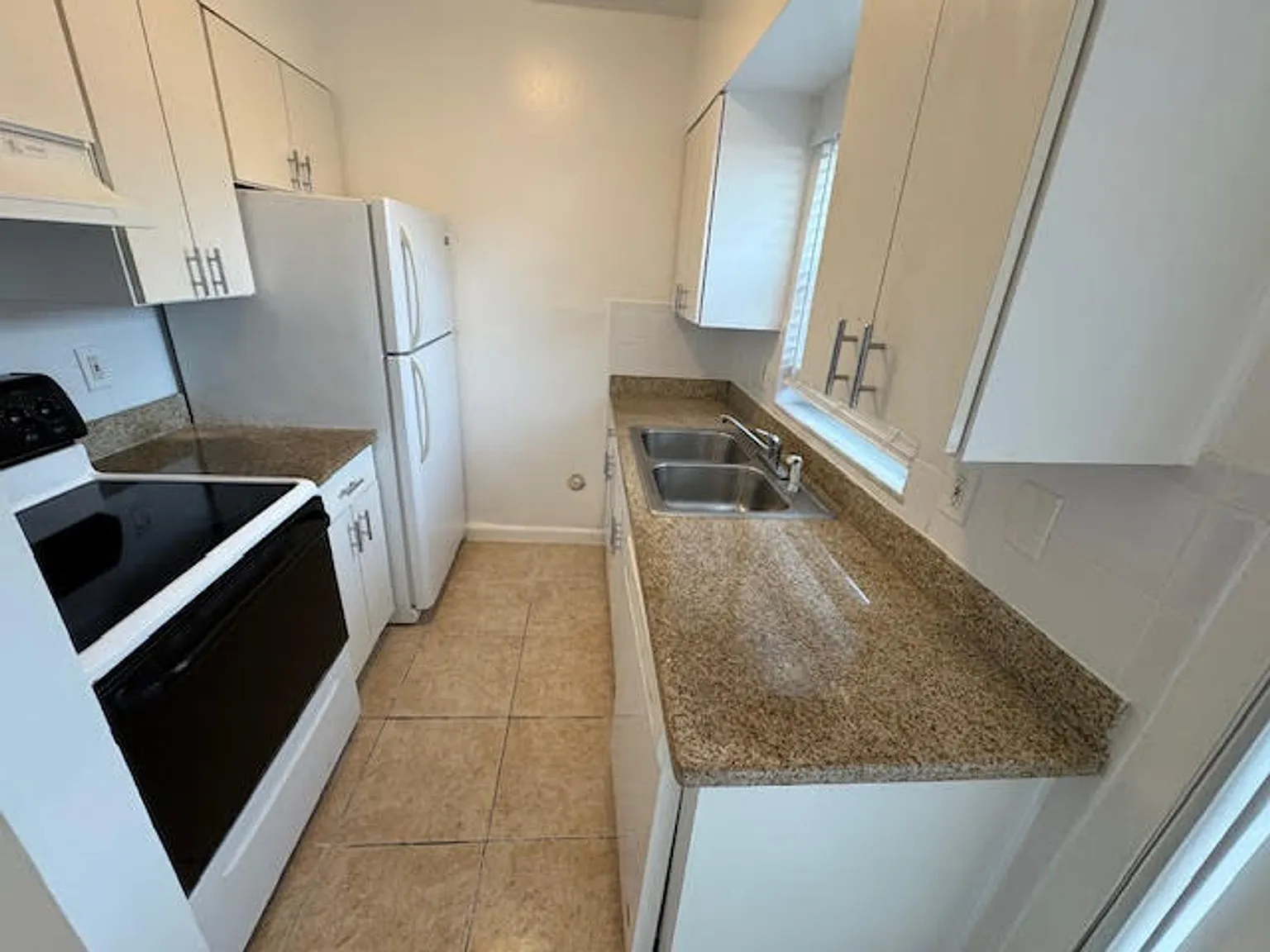 100 SW 10th St Ft. Lauderdale, FL 33315 — Photo 1