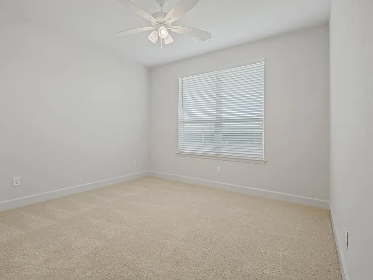5032 Toscana Loop — Photo 10