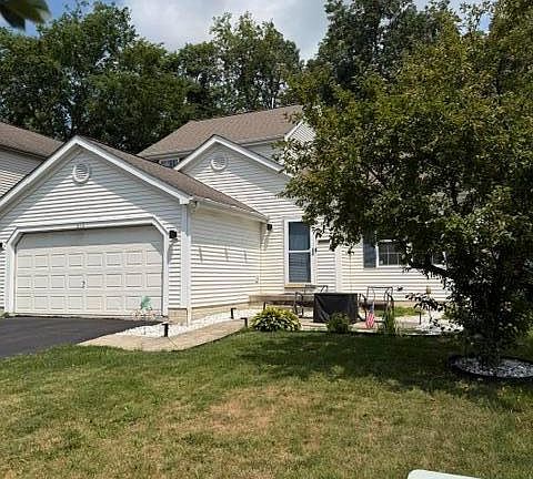 2nd image of 613 Rainbow Dr