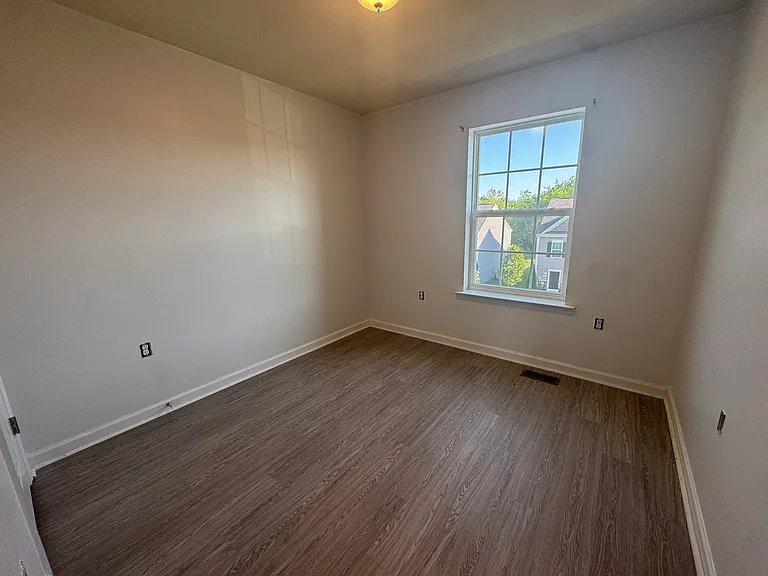 593 Thumper Dr — Photo 19