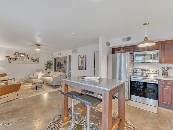 5th image of 1241 E MEDLOCK Drive #112