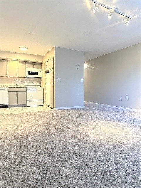 Newly renovated and spacious Studio apartment available now.