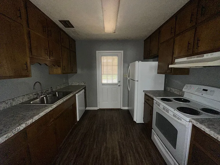 475 Teal Ln #A — Photo 5