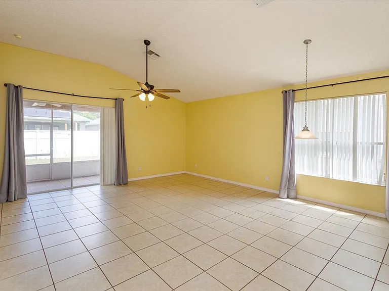 5537 Burlwood Dr — Photo 9