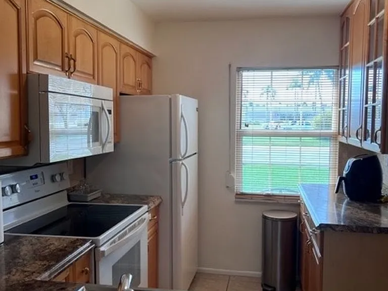 6300 S Pointe Blvd #101 — Photo 15