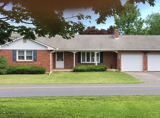 3343 Oakland Rd, Bethlehem, PA 18020