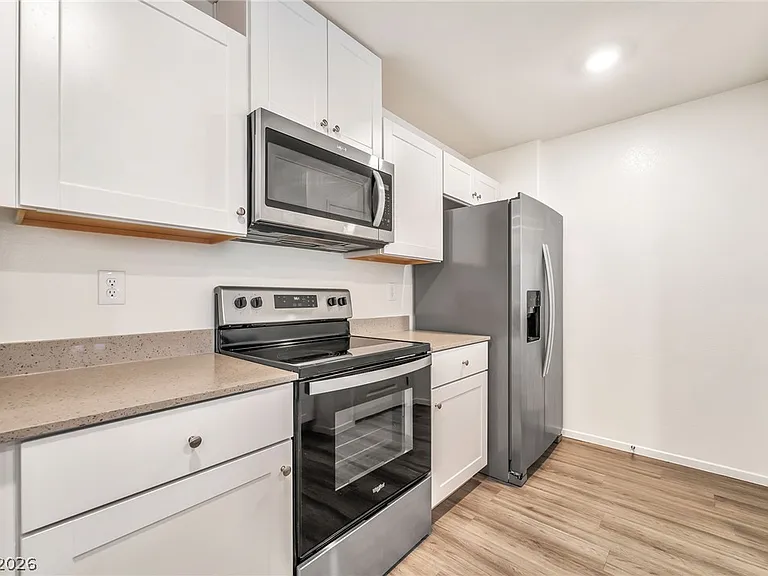 3717 Celesta Vista Ave — Photo 7
