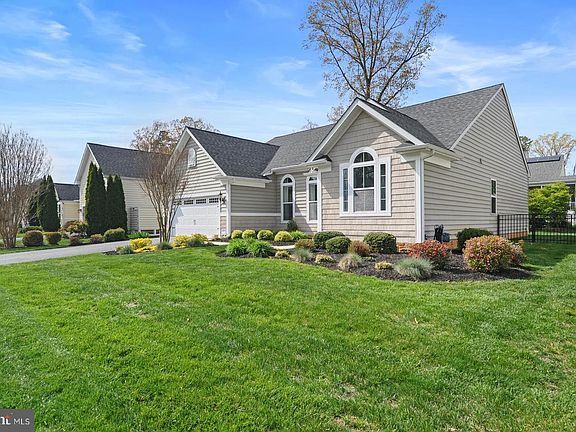 2nd image of 37561 Worcester Dr