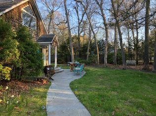10 Quantuck Bay Ln, Westhampton Beach, NY 11978