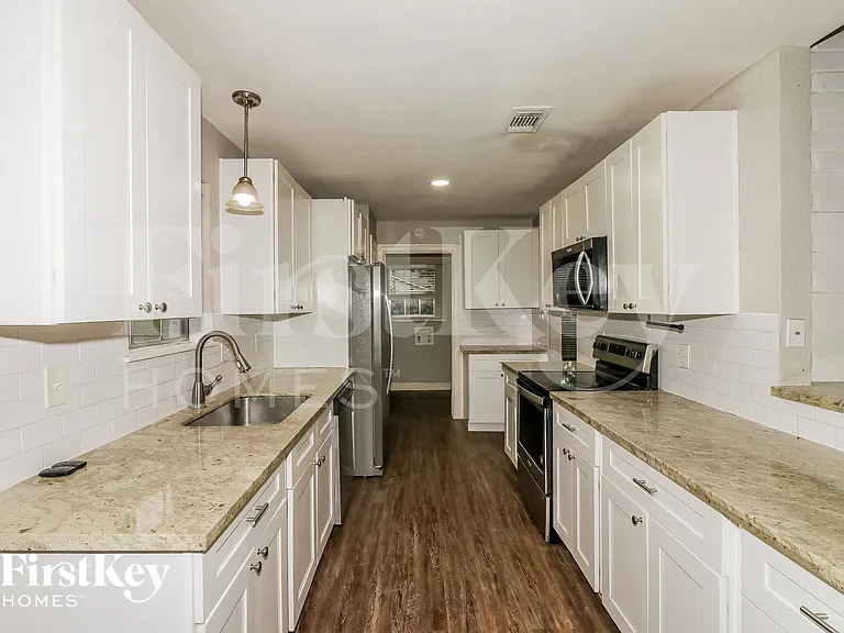 15631 Cascade Point Dr — Photo 5