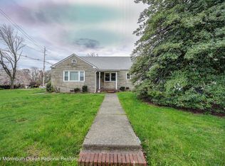 114 Pacific St, Edison, NJ 08817
