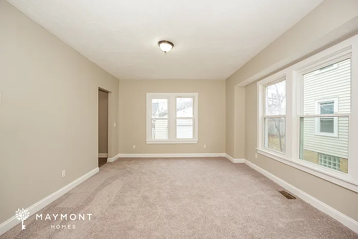 3355 Desota Ave — Photo 8