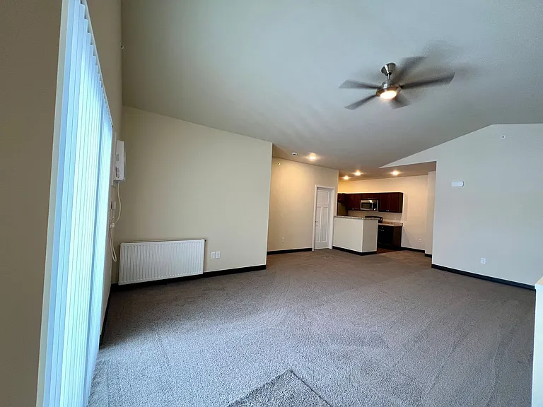 717 Meridian Dr — Photo 8