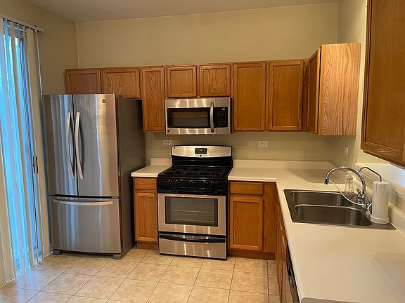 5th image of 48 W Briarwood Dr