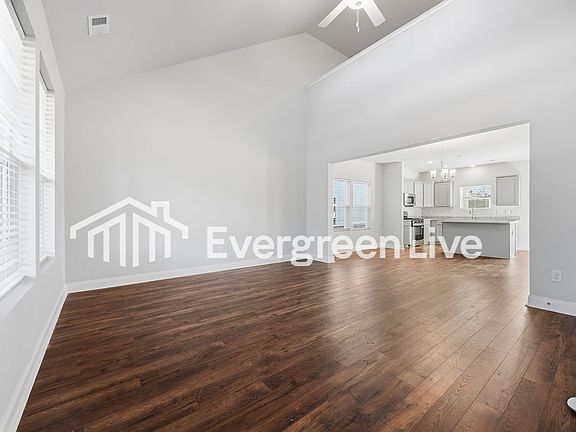 5th image of 3025 Spain Ln