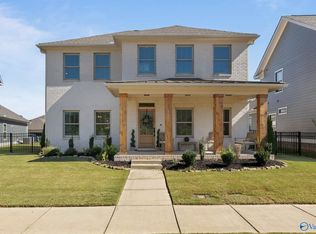 1612 Bridgedale St, Huntsville, AL 35811