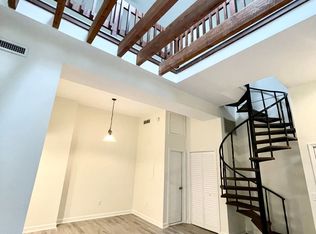 Lease Only 235 King Street, Charleston, SC 29401