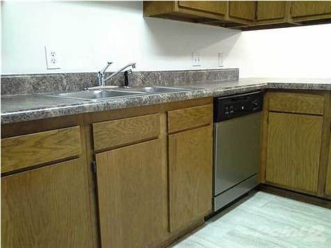 4th image of 9303 Mabel St