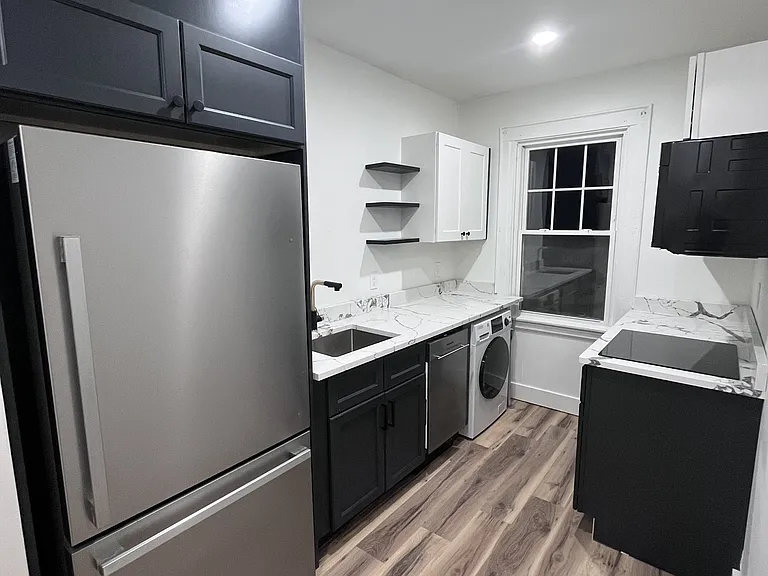 22 High St #C1 — Photo 6