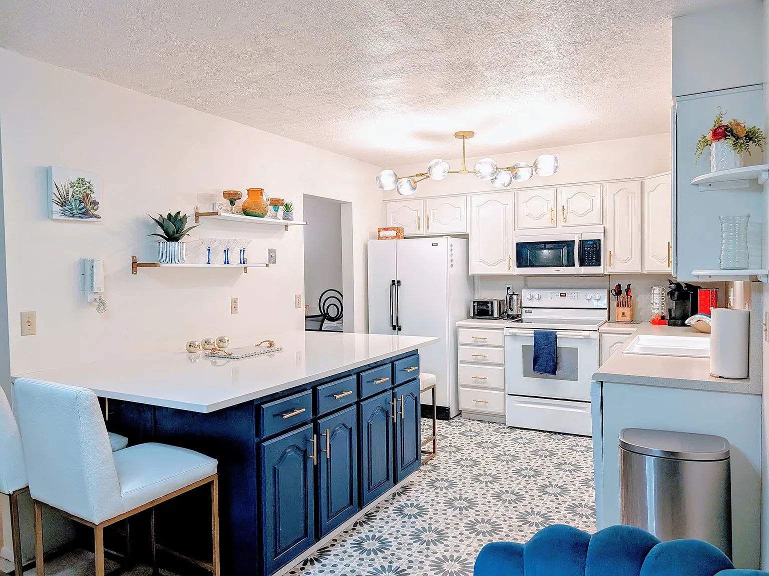 2 bed, 1079 sqft, $2,400 — Photo 3