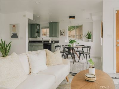 4042 W Avenue 42, Los Angeles, CA, 90065