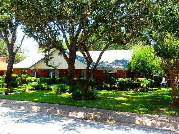 2nd image of 1009 Gracelane Dr
