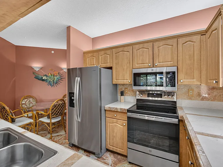 500 Uno Lago Dr #201 — Photo 11