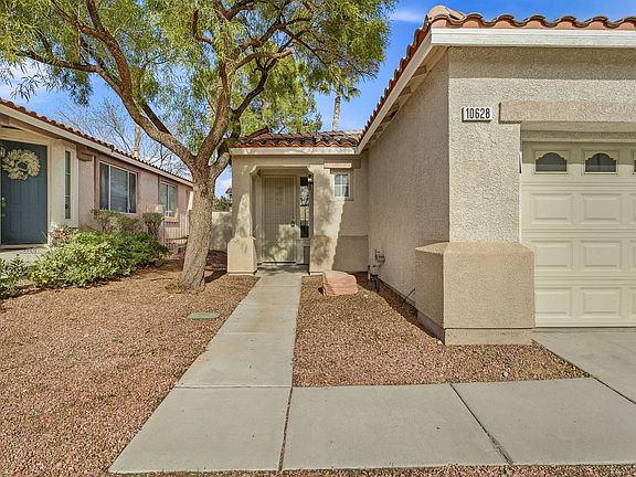 3rd image of 10628 Primrose Arbor Ave
