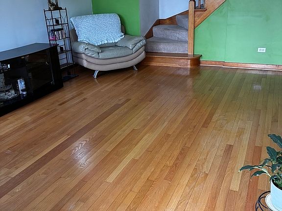 5th image of 3737 N Oketo Ave