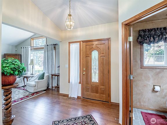 3rd image of 8909 170th Street Ct E
