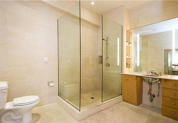 4th image of 463 Broome St APT 5