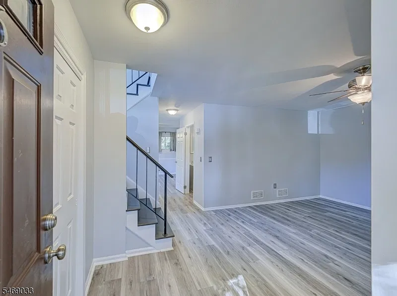 2 bed, 2.5 bath, $2,575 — Photo 2