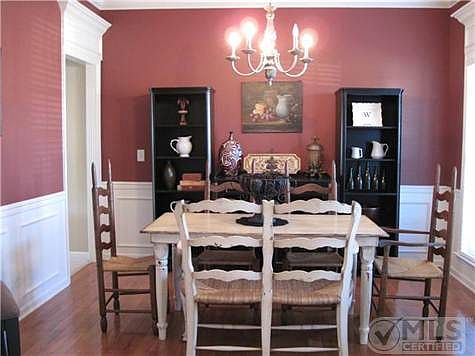 4th image of 2226 Saint Andrews Dr