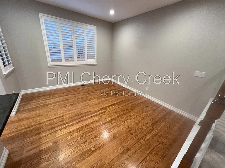 9256 Kornbrust Dr — Photo 20