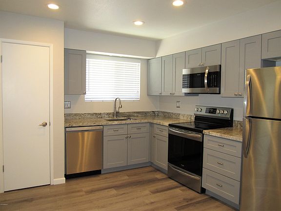 5th image of 10937 W Tropicana Cir